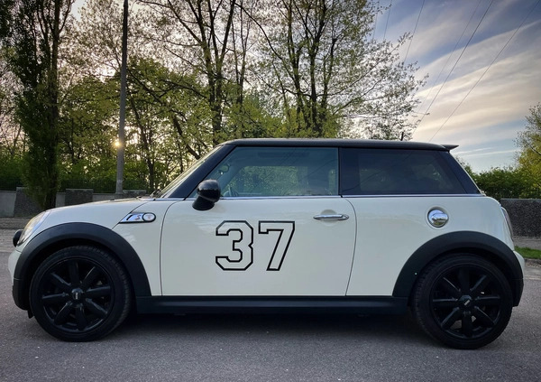 MINI Cooper S cena 32000 przebieg: 165750, rok produkcji 2007 z Warszawa małe 742